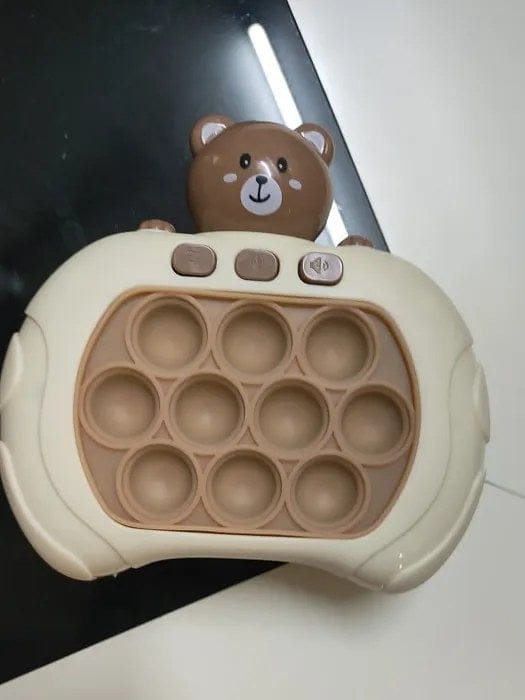 Customer photo review of Pop It Reaktionsspiel Handkonsole | Geschicklichkeitsspiel Kinder Reflextraining Tiermotiv