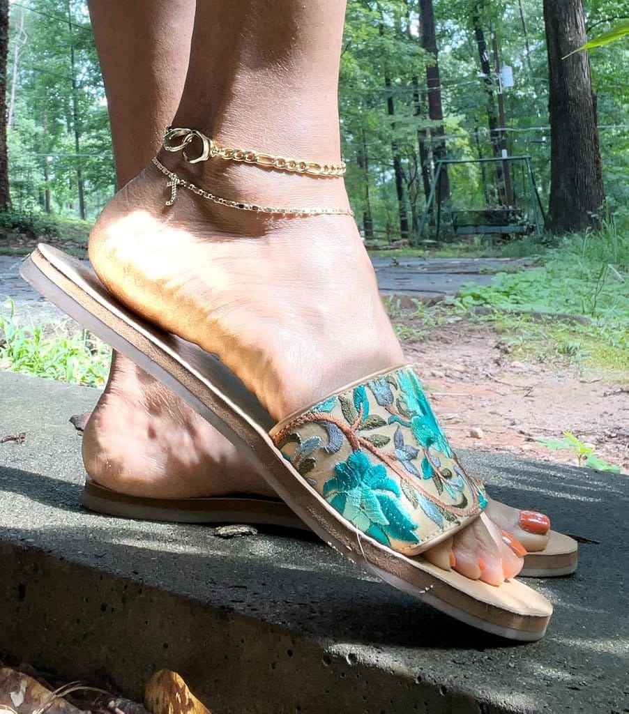 Customer photo review of Initial Heart Anklet