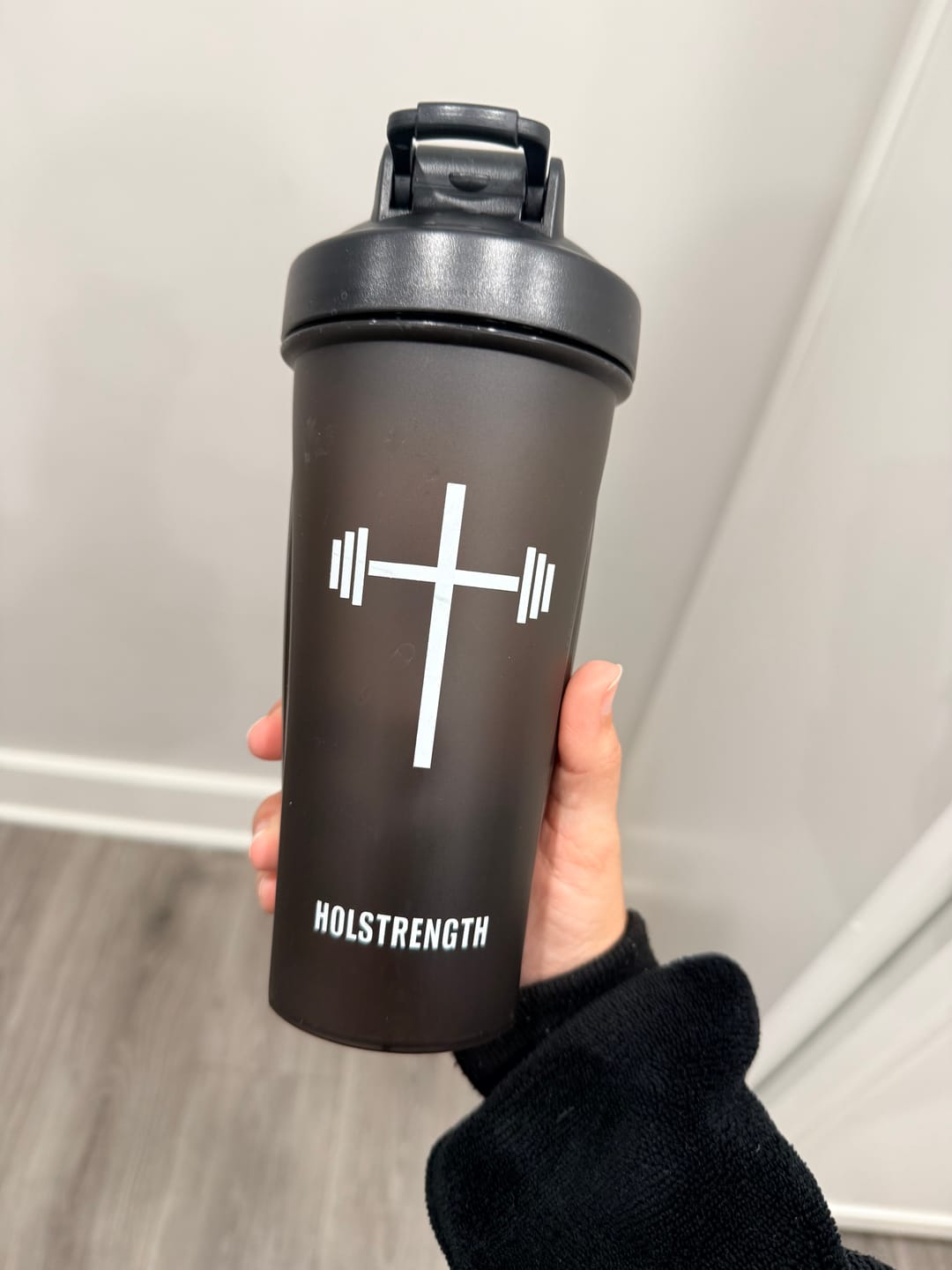 Customer photo review of HolStrength Blender Bottle
