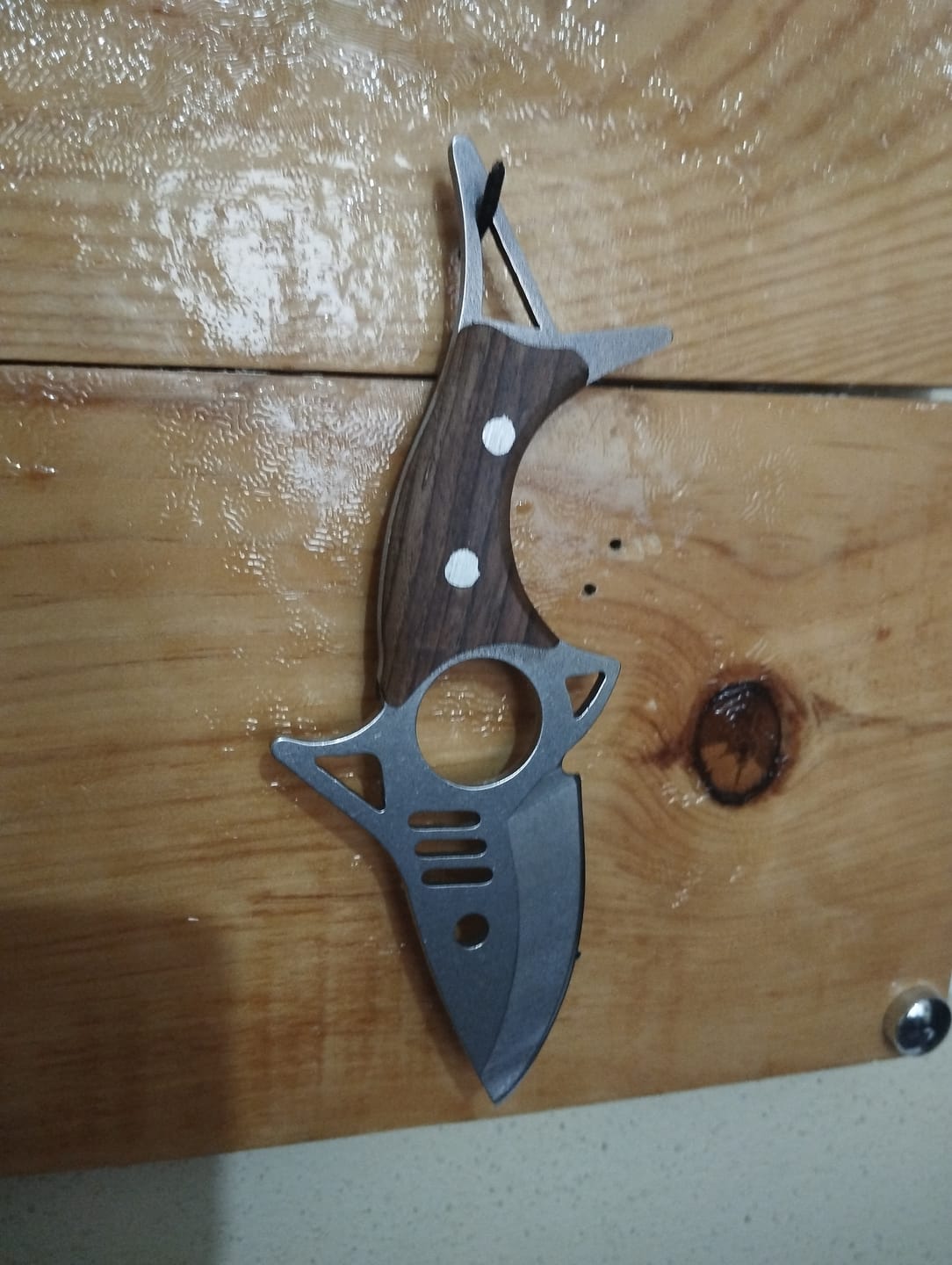 Customer photo review of Köpek Balığı Kolye Bıçağı ( İkili Alımda Kampanya )