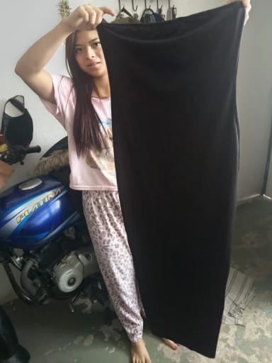 Customer photo review of Robe Zoé – Robe longue bustier moulante sans bretelles