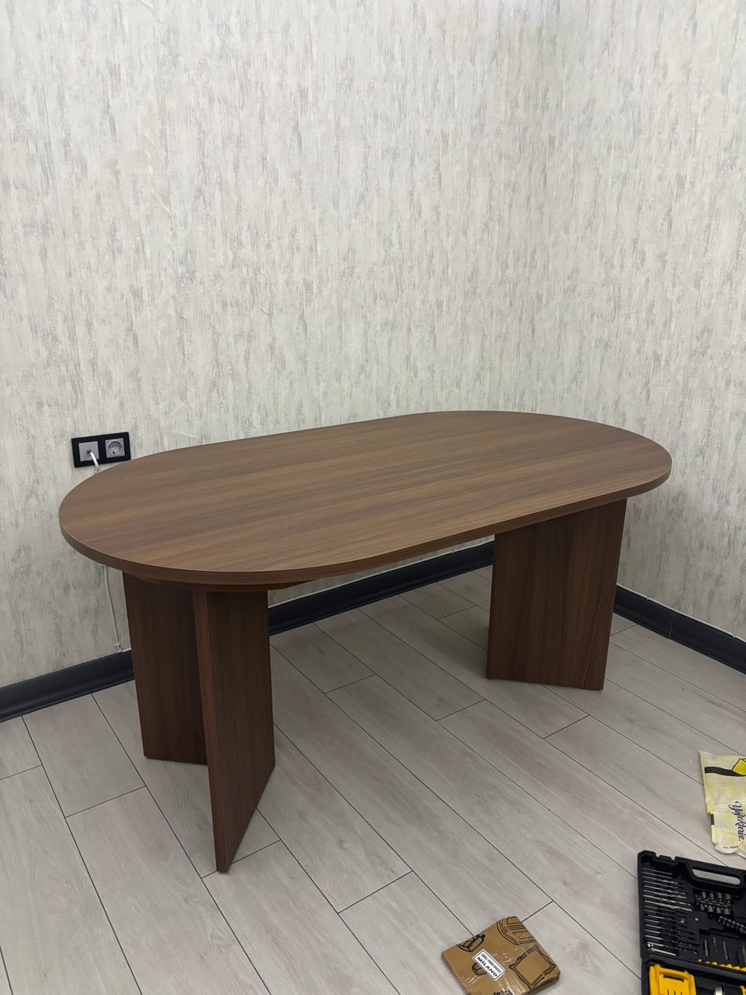 Customer photo review of Rani Home Açılır Yemek Masası Milano Ceviz 160 - 200 Cm GA-5344
