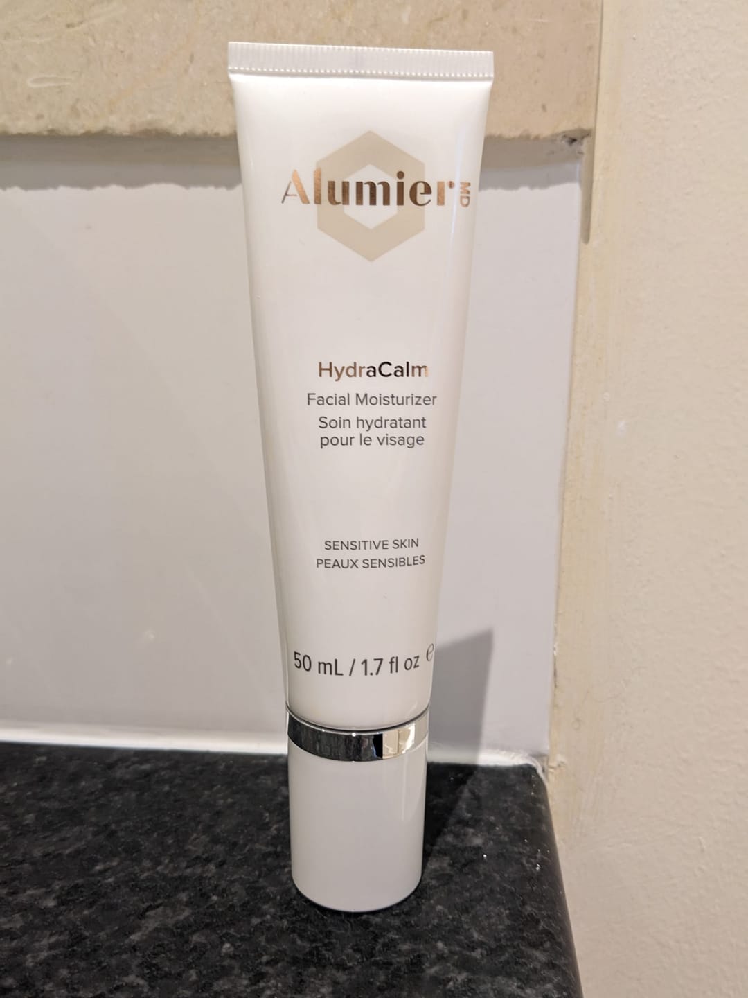 Customer photo review of Alumier HydraCalm Moisturiser (50ml)