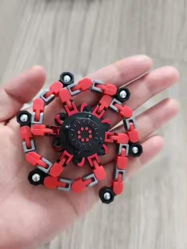 Customer photo review of Verwandlungs Fidget Spinner Kinderspielzeug | Sensorisch Stressabbau Formwandler Konzentration
