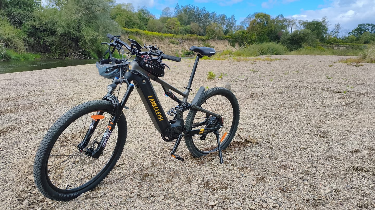 Customer photo review of Lankeleisi MG600 Pro 250W 29" Trails E-Mountain Bike 150/130 mm Full Suspension EMTB 960Wh Battery