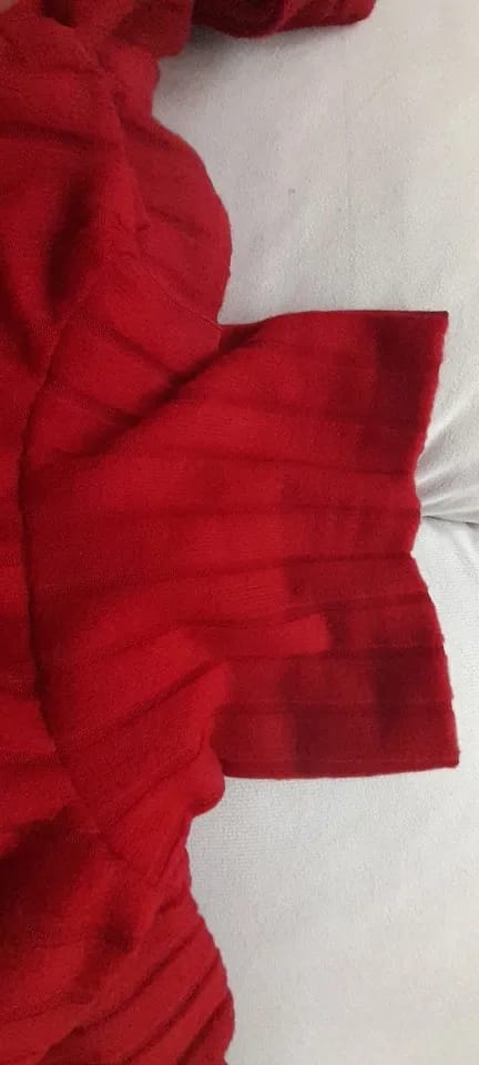 Customer photo review of Robe Emma – Mini robe côtelée à col roulé et manches longues
