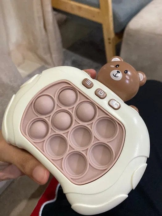 Customer photo review of Pop It Reaktionsspiel Handkonsole | Geschicklichkeitsspiel Kinder Reflextraining Tiermotiv
