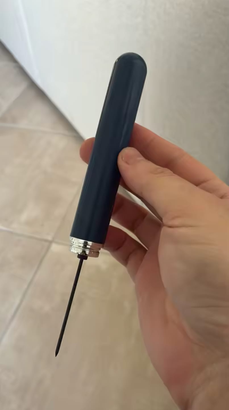Customer photo review of Vine, Vi™ - Öppna Vinflaskor snabbt & lätt