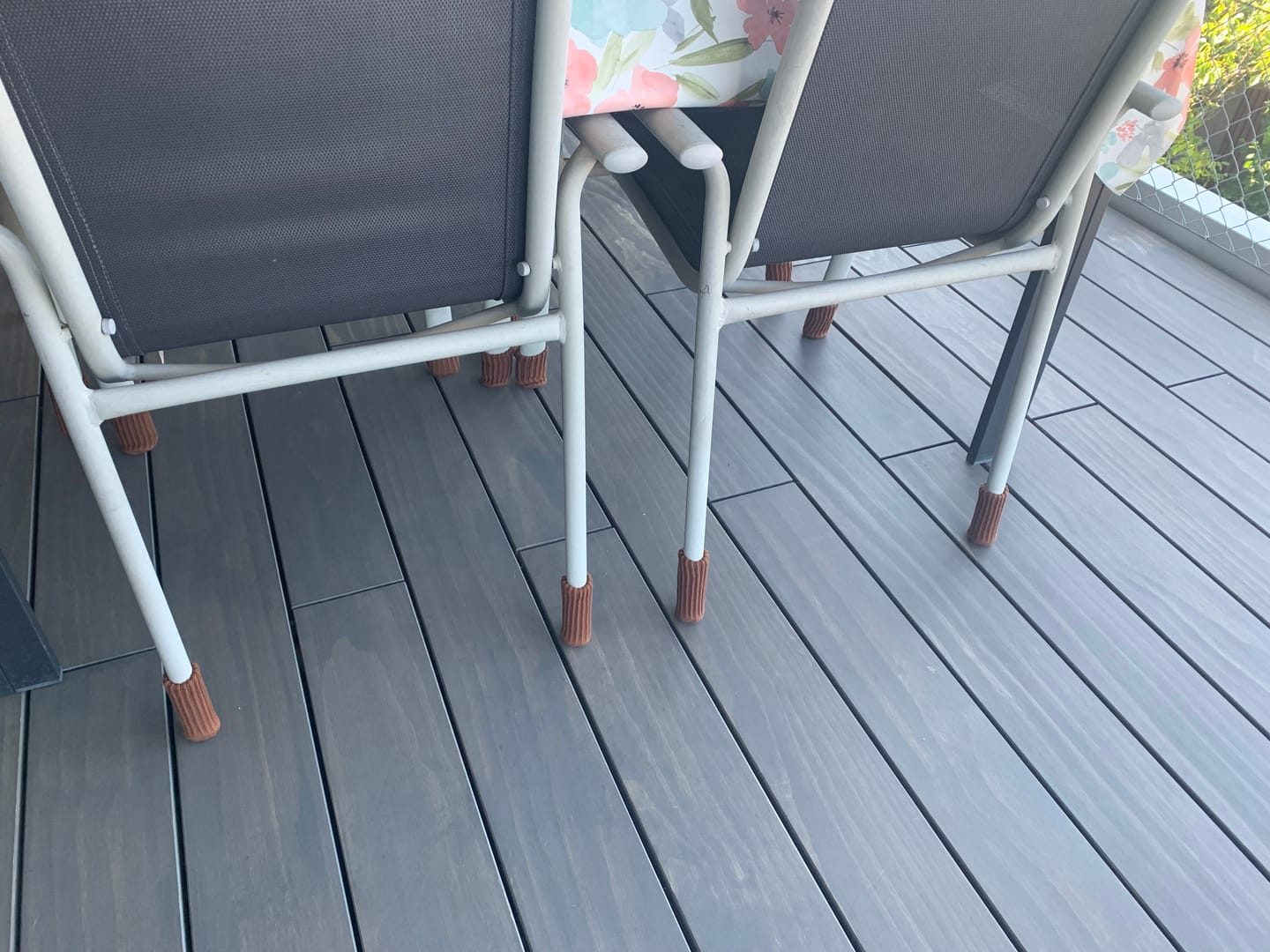 Customer photo review of Stuhlsocken Braun 4er Set