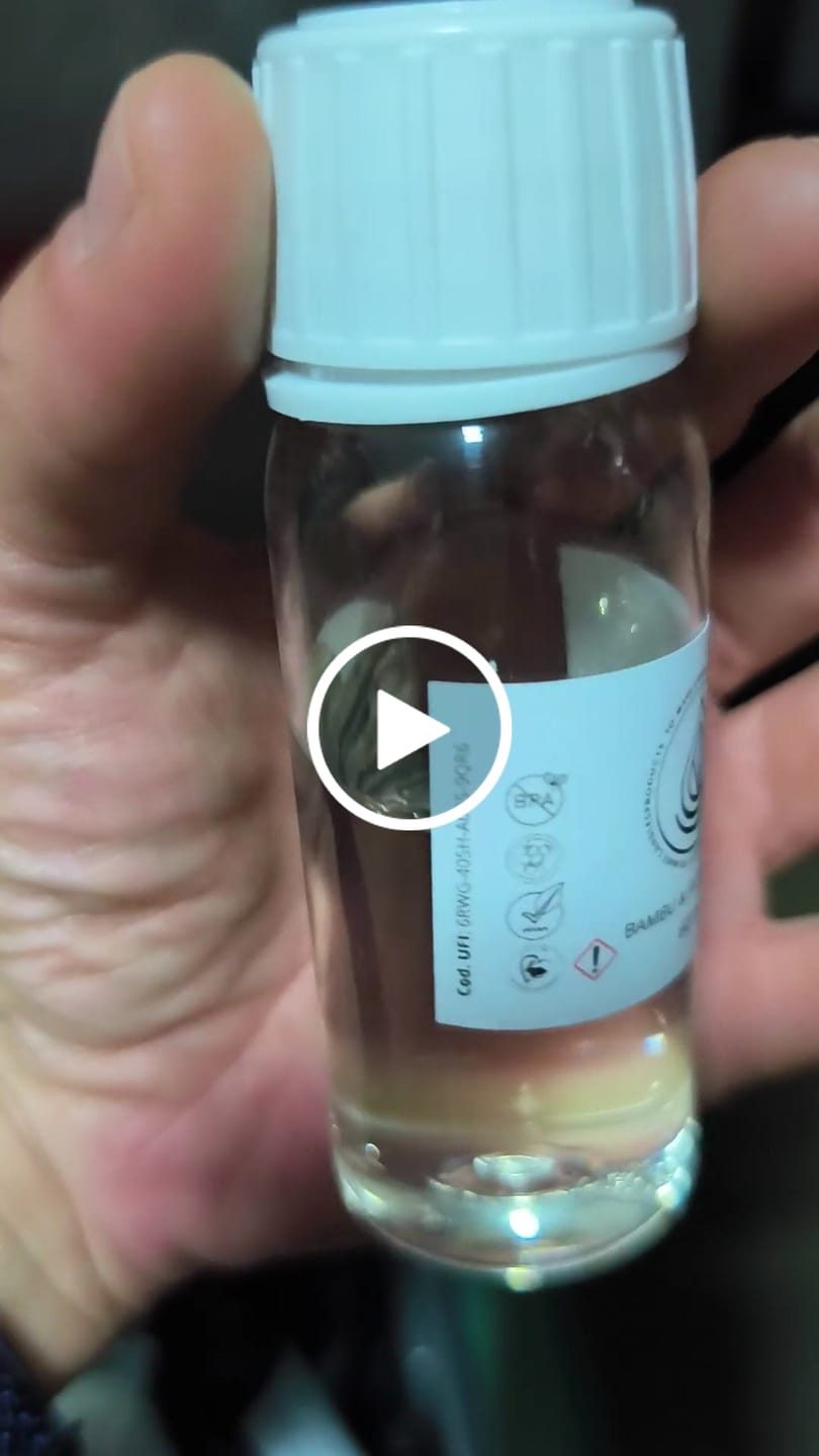 Customer video review of Fragancia BAMBÚ & FLOR DE CEREZO