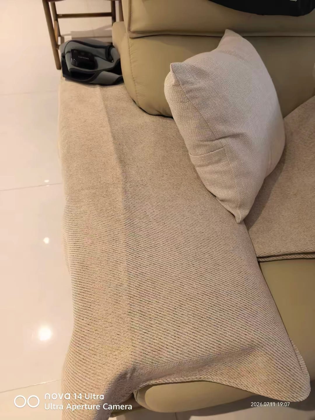 Customer photo review of ChenilleGuard™ Waterproof Anti-Scratch Sofa Cover