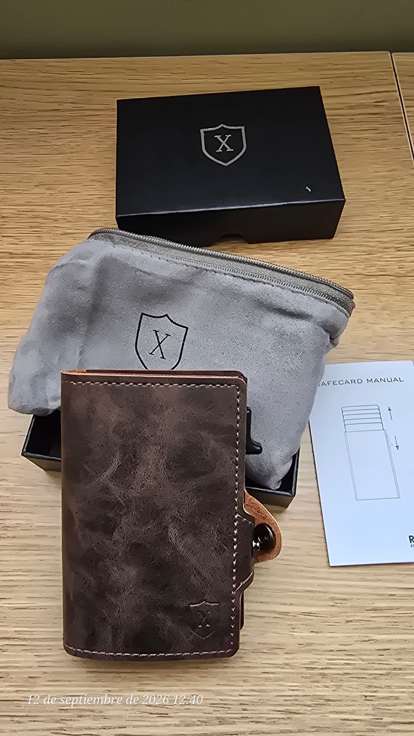 Customer photo review of Billetera Modelo Deluxe