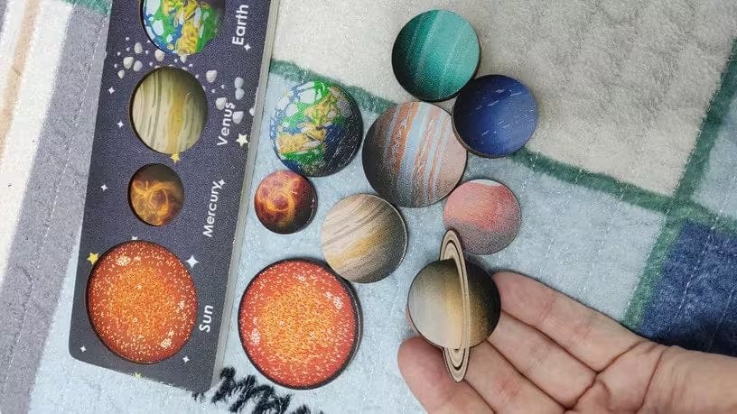 Customer photo review of Montessori Sonnensystem Puzzle Kleinkind | Interaktives Planetenpuzzle Lernspielzeug ab 2 Jahren