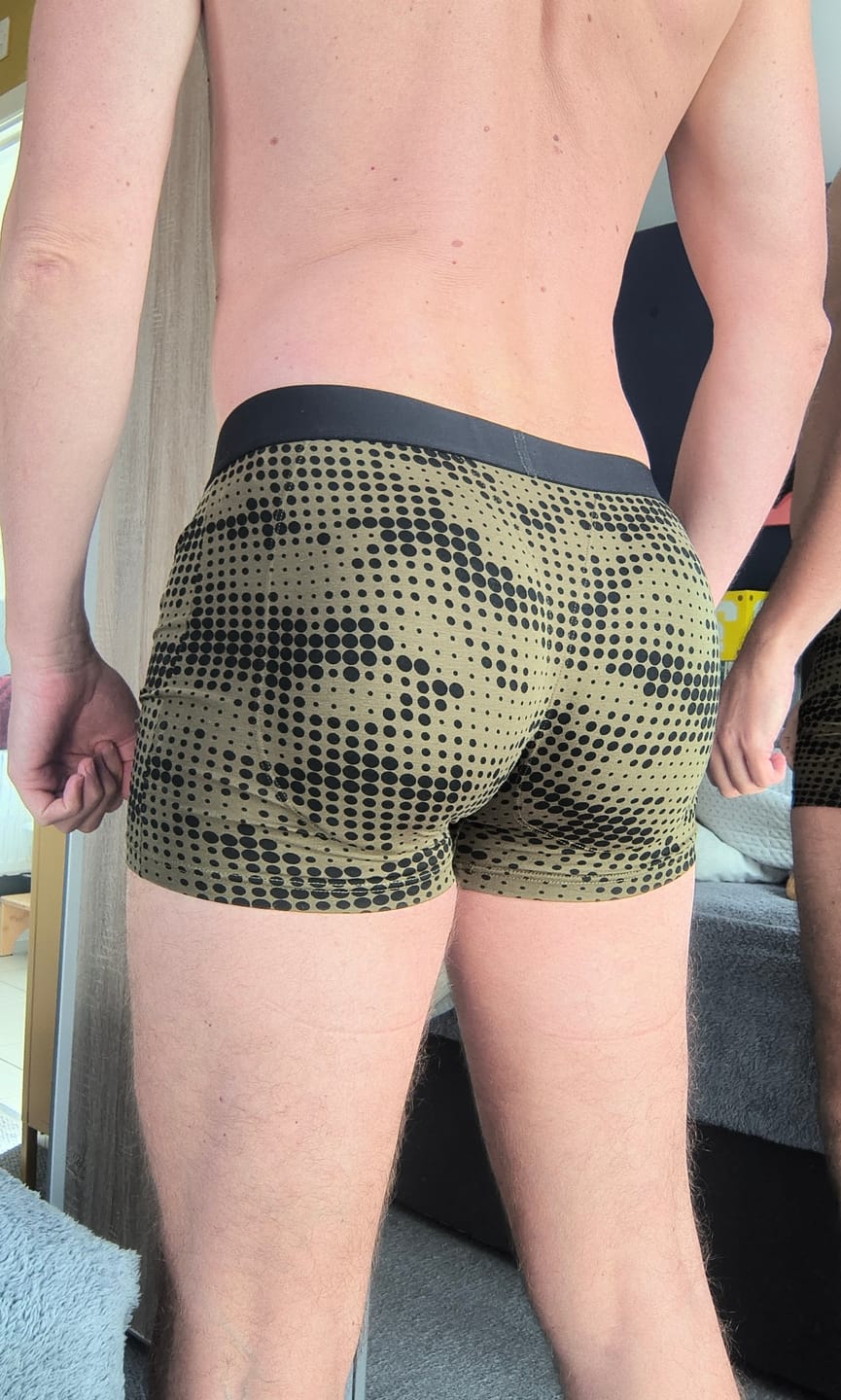 Customer photo review of ARMY Padded Boxer Brief + Smart Package Cup