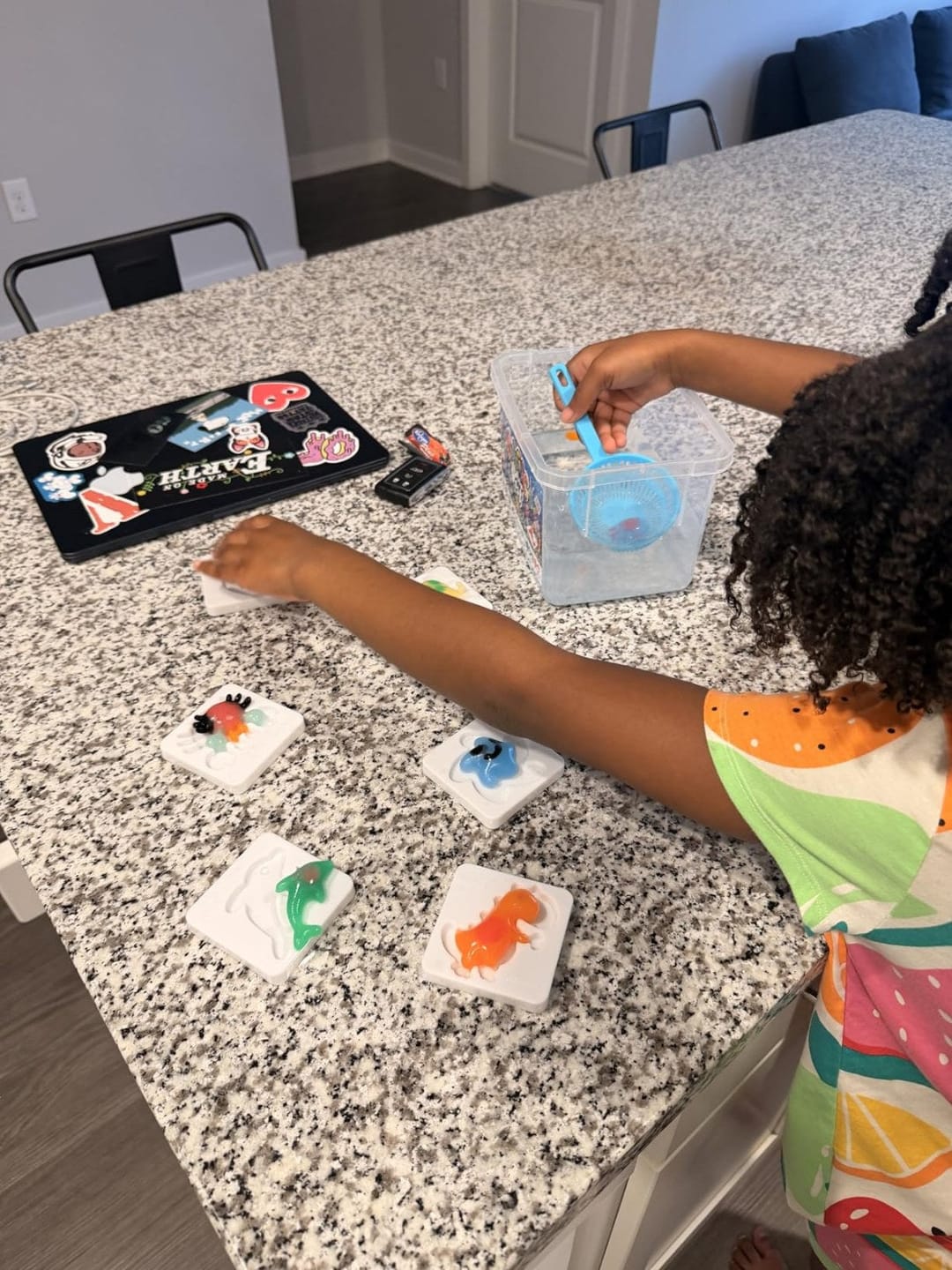 Customer photo review of Wasser Bastelset Meerestiere 3D Figuren | Kreatives DIY Set Kinder Ozean Tiere formen