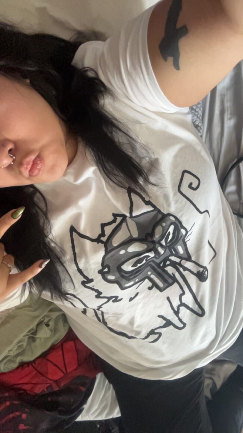 Customer photo review of MEOWBRO MYSTERY TEE