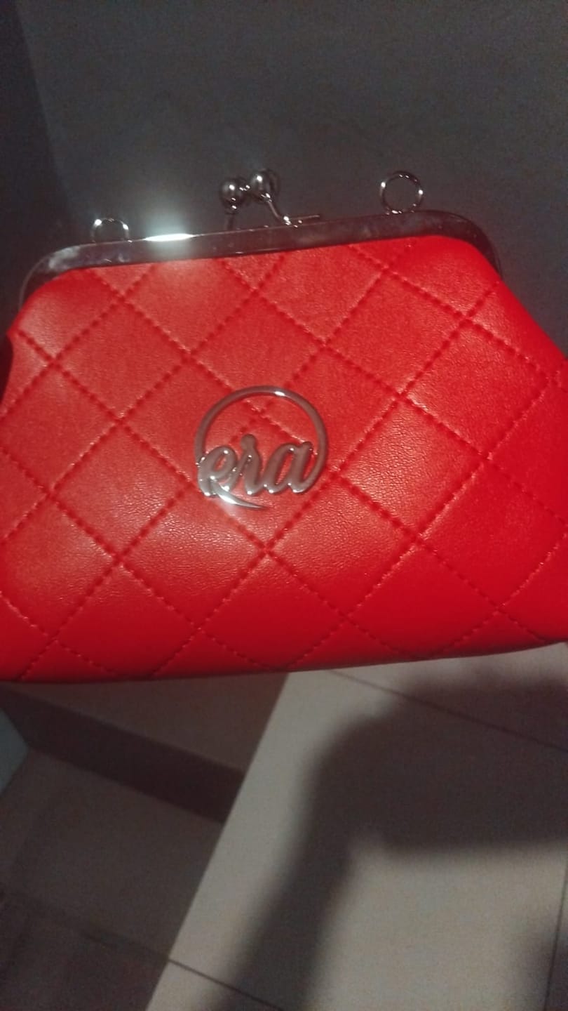 Customer photo review of ERA Mini Kisslock Chain Bag – Red