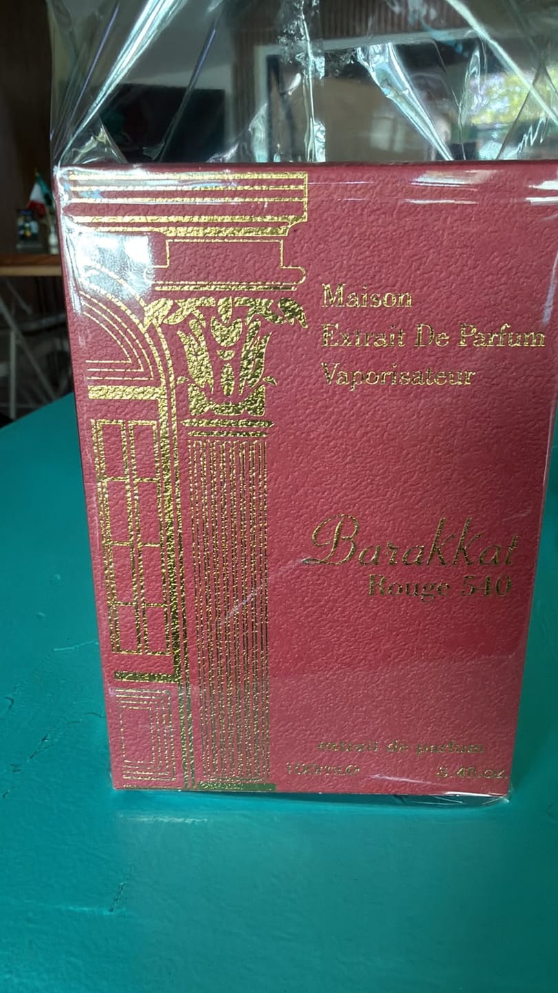 Customer photo review of Perfume French Avenue Barakkat Rouge 540 XDP 100ml