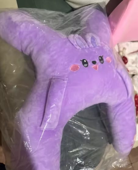 Customer photo review of Cuddlo — La almohada que abraza en cada viaje