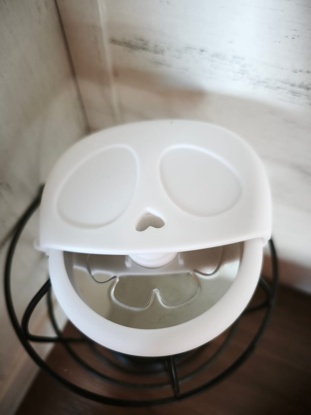 Customer photo review of Pizzaschneider Totenkopf – Pizzaroller mit Klingenschutz aus Edelstahl OTOTO