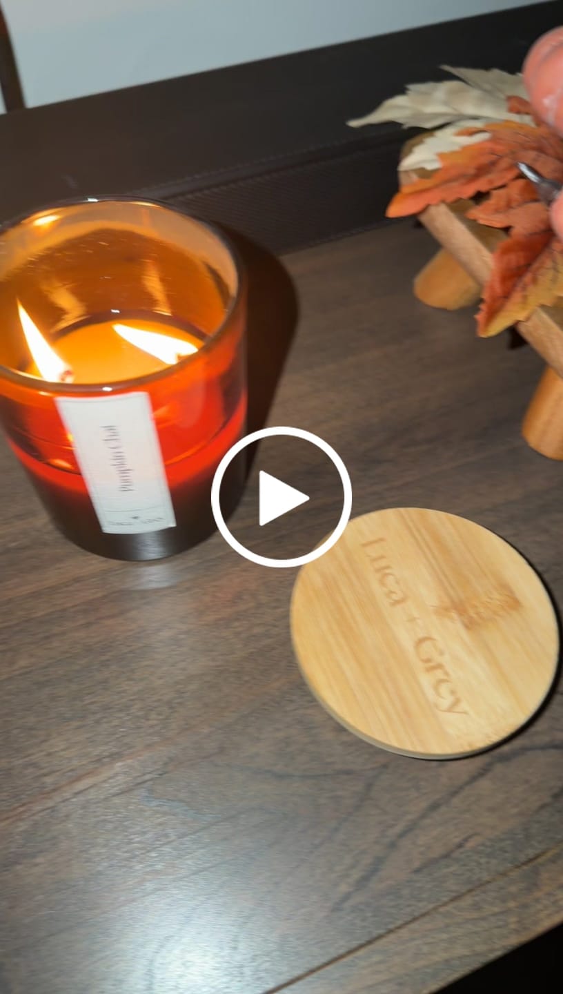 Customer video review of Autumn Woods Beeswax Candle