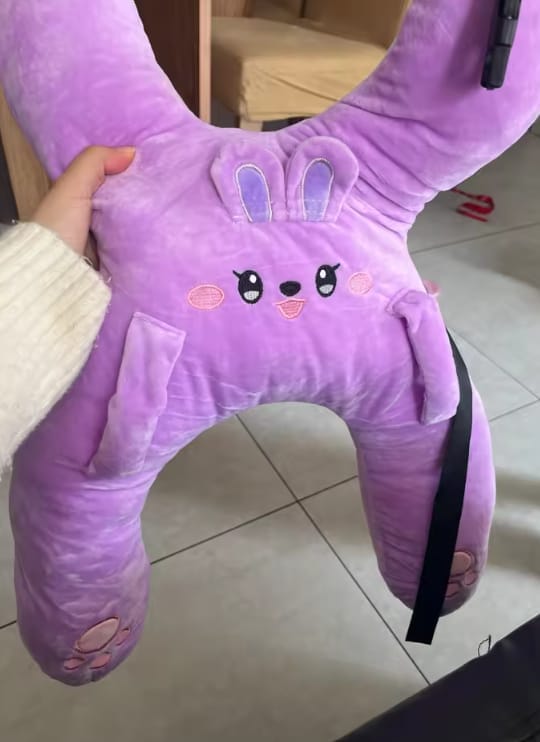 Customer photo review of Cuddlo — La almohada que abraza en cada viaje