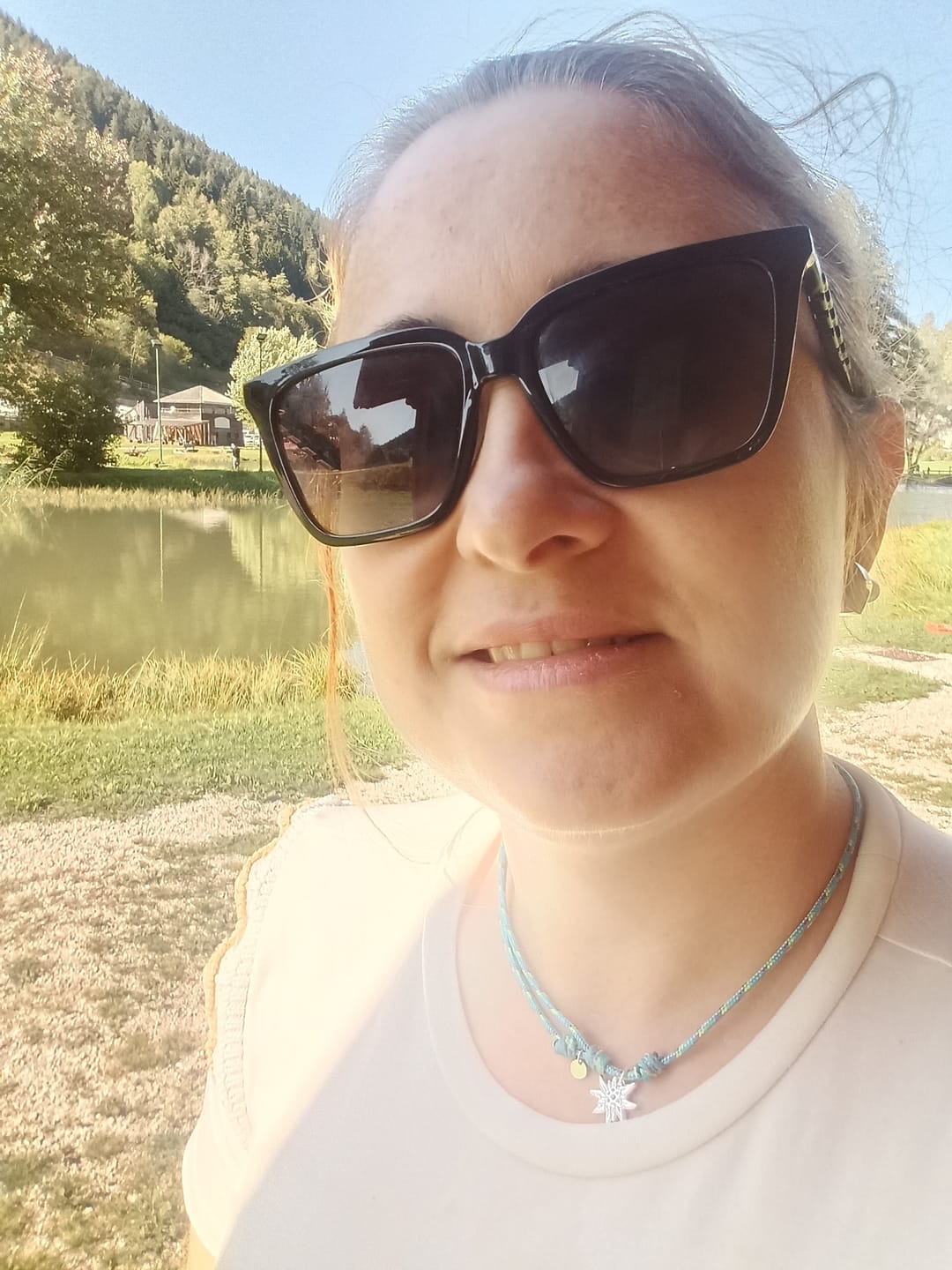 Customer photo review of Collana Stella Alpina d’Inverno – Pendente in Argento 925