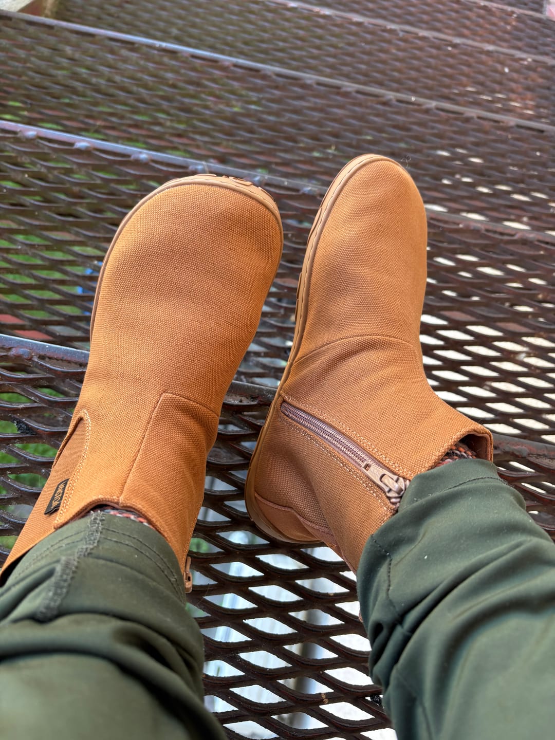Customer photo review of Vaistoa Kajo 2 -paljasjalkanilkkurit