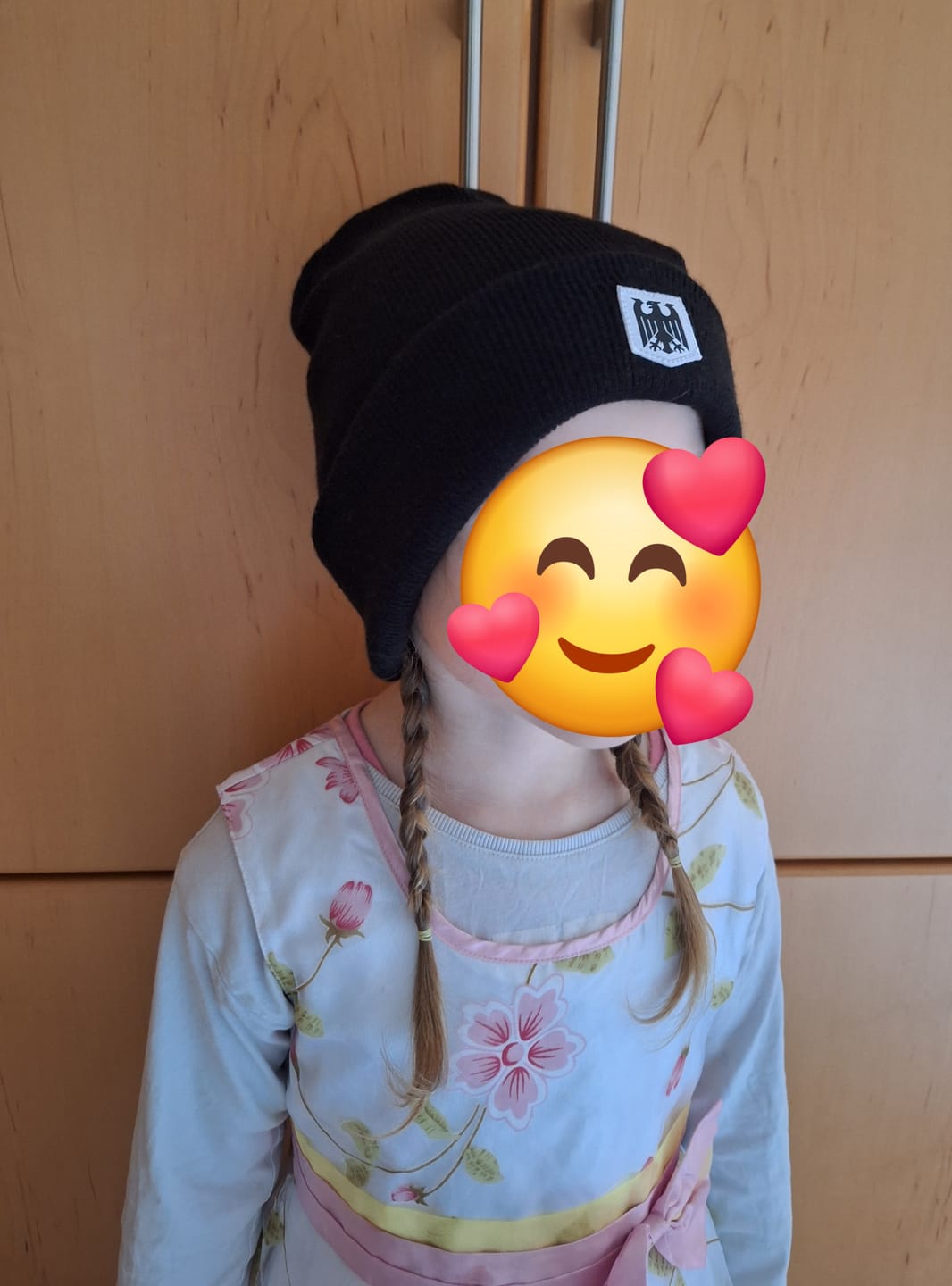 Customer photo review of Adler "Patch" Beanie - Black/White