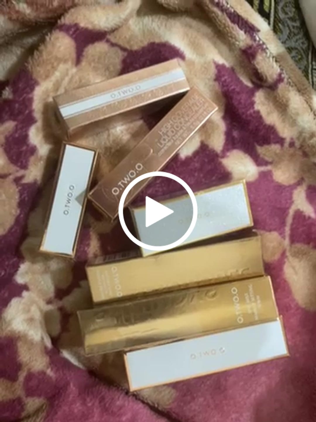 Customer video review of O.TWO.O EXQUISIT SETTING SPRAY