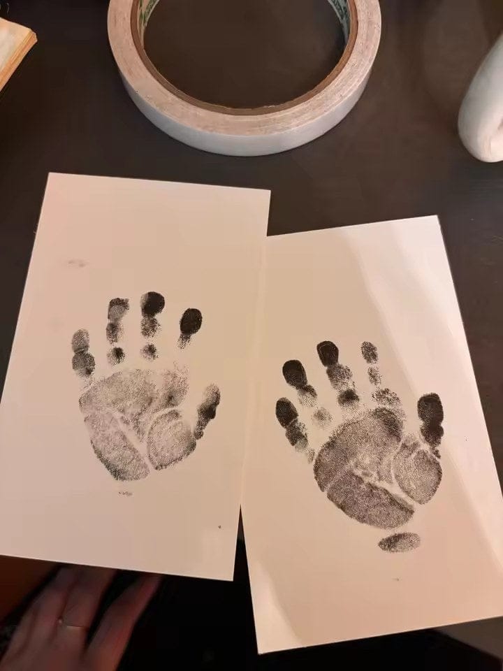 Customer photo review of Baby Handabdruck Set Erinnerung | Sicheres Abdruckset Hand Fuß Geschenk