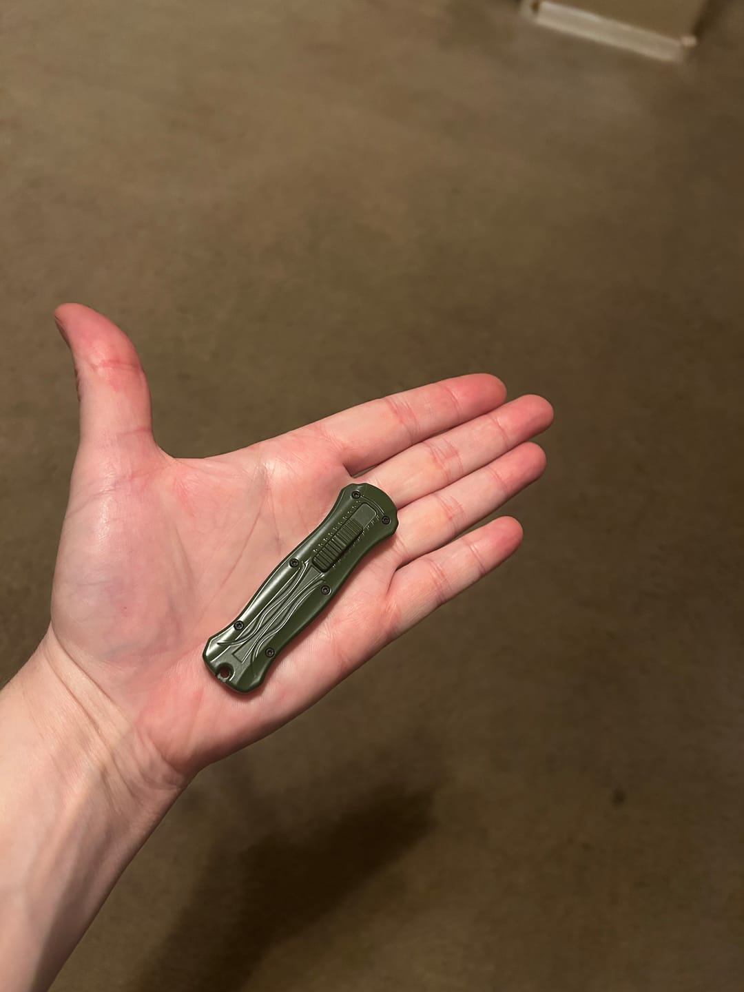 Customer photo review of VT Black Rocket Mini OTF Knife