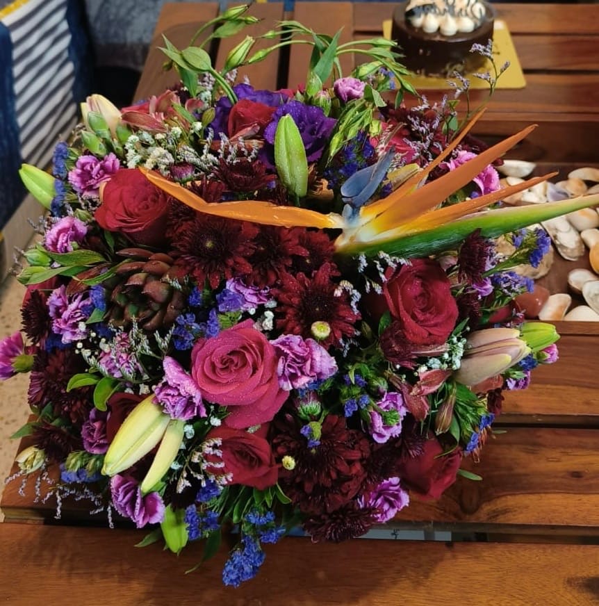 Customer photo review of Exquisite Exotics (comes with basket)