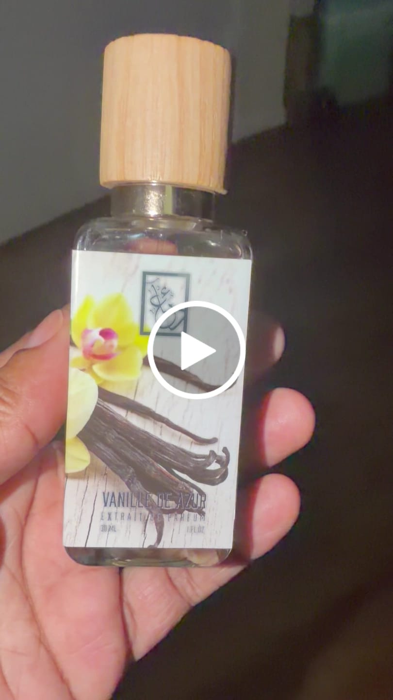 Customer video review of Vanille De Azur