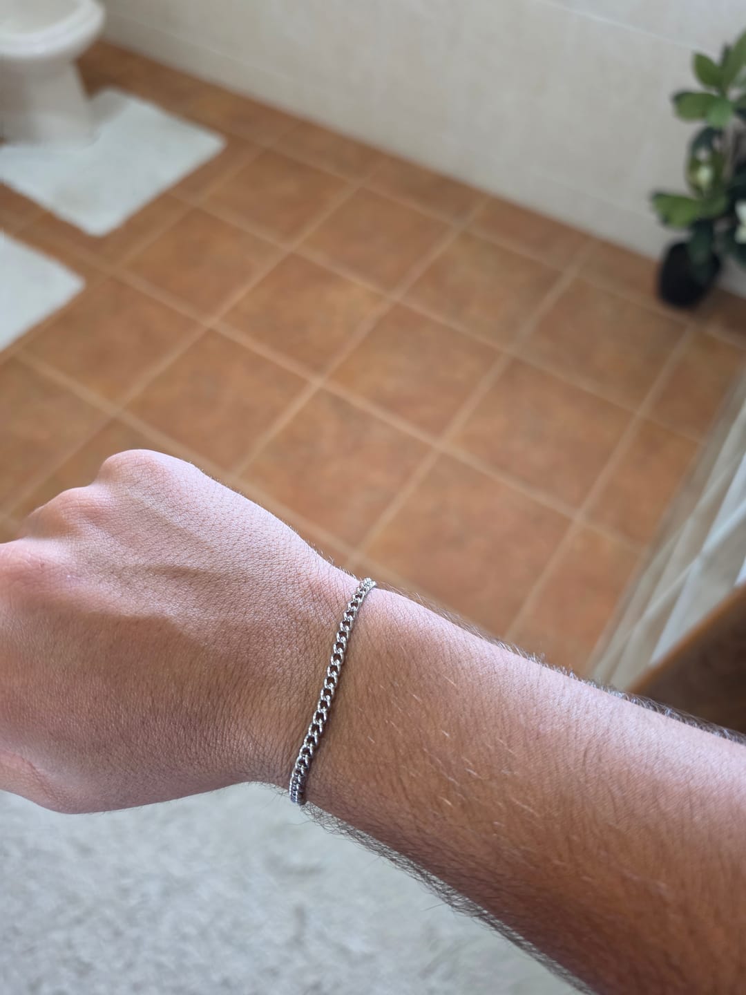Customer photo review of Lowkey Cuban Bracelet