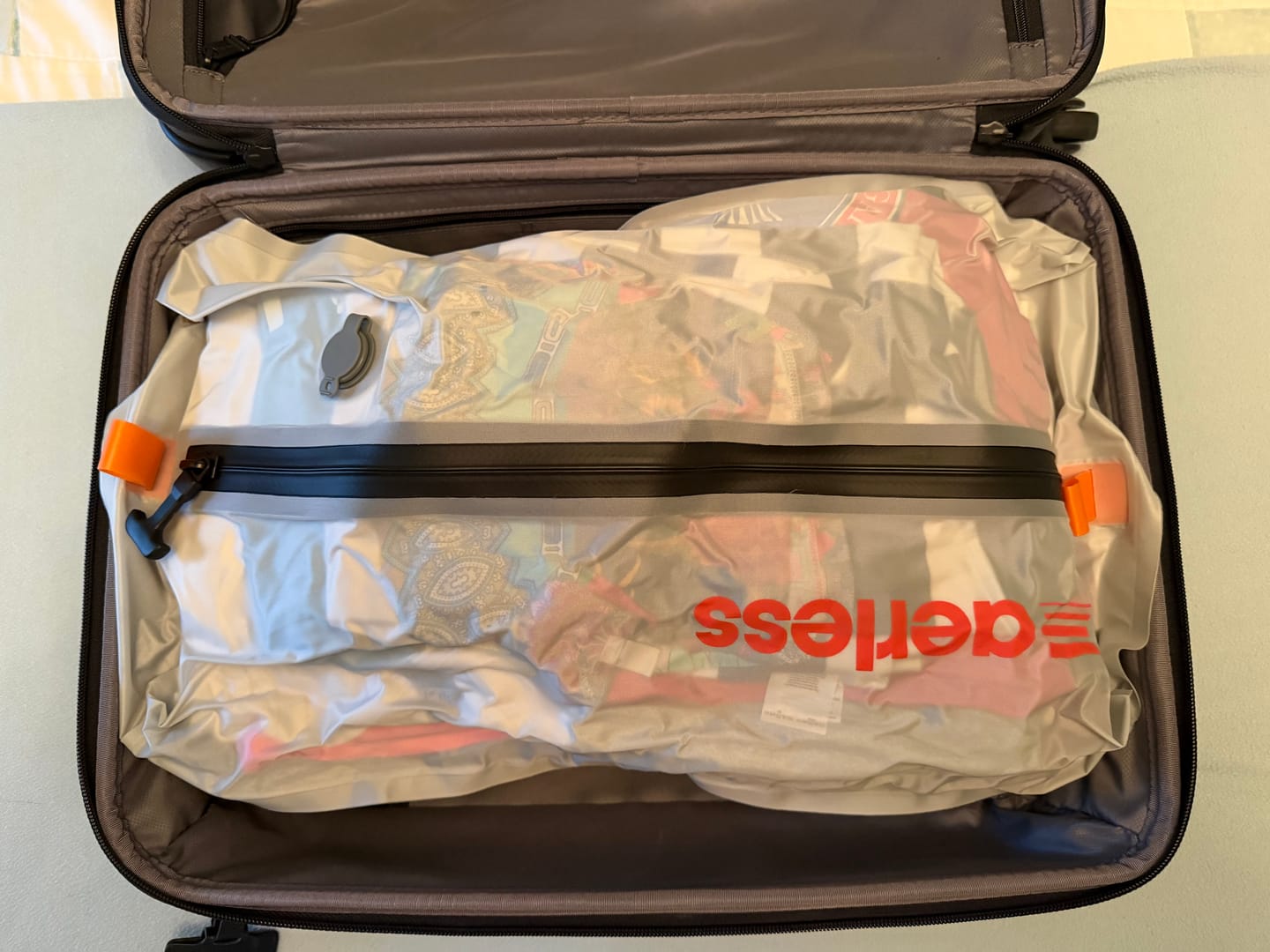 Customer photo review of Aerless™ Luggage Tag