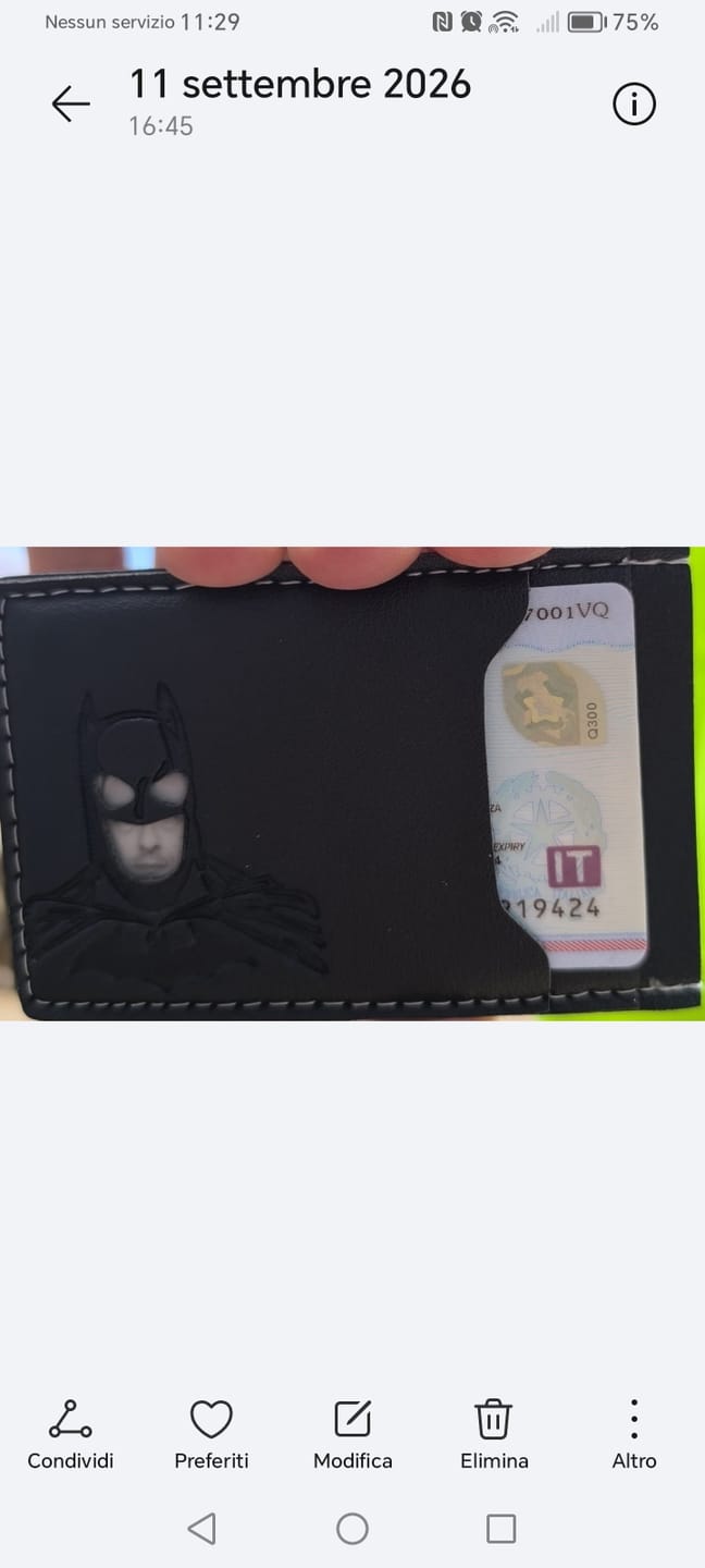 Customer photo review of Portafoglio di Batman