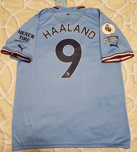 Customer photo review of Manchester City 2022-2023 Home (New) - Size M