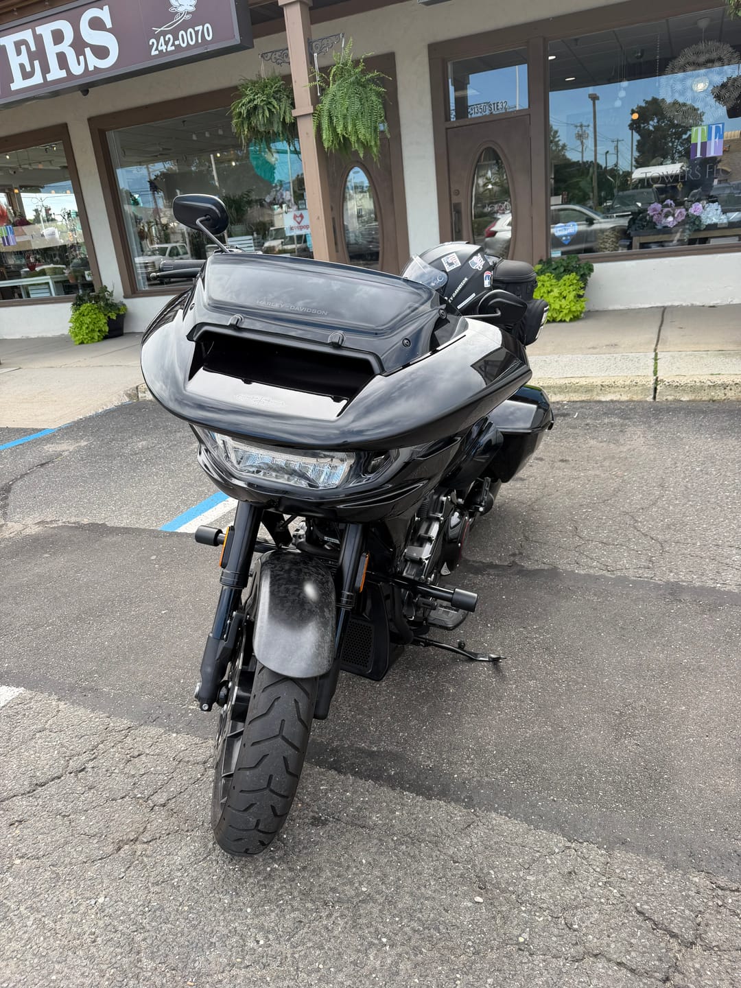 Customer photo review of Moto Eyes - Animated Moto Eyes