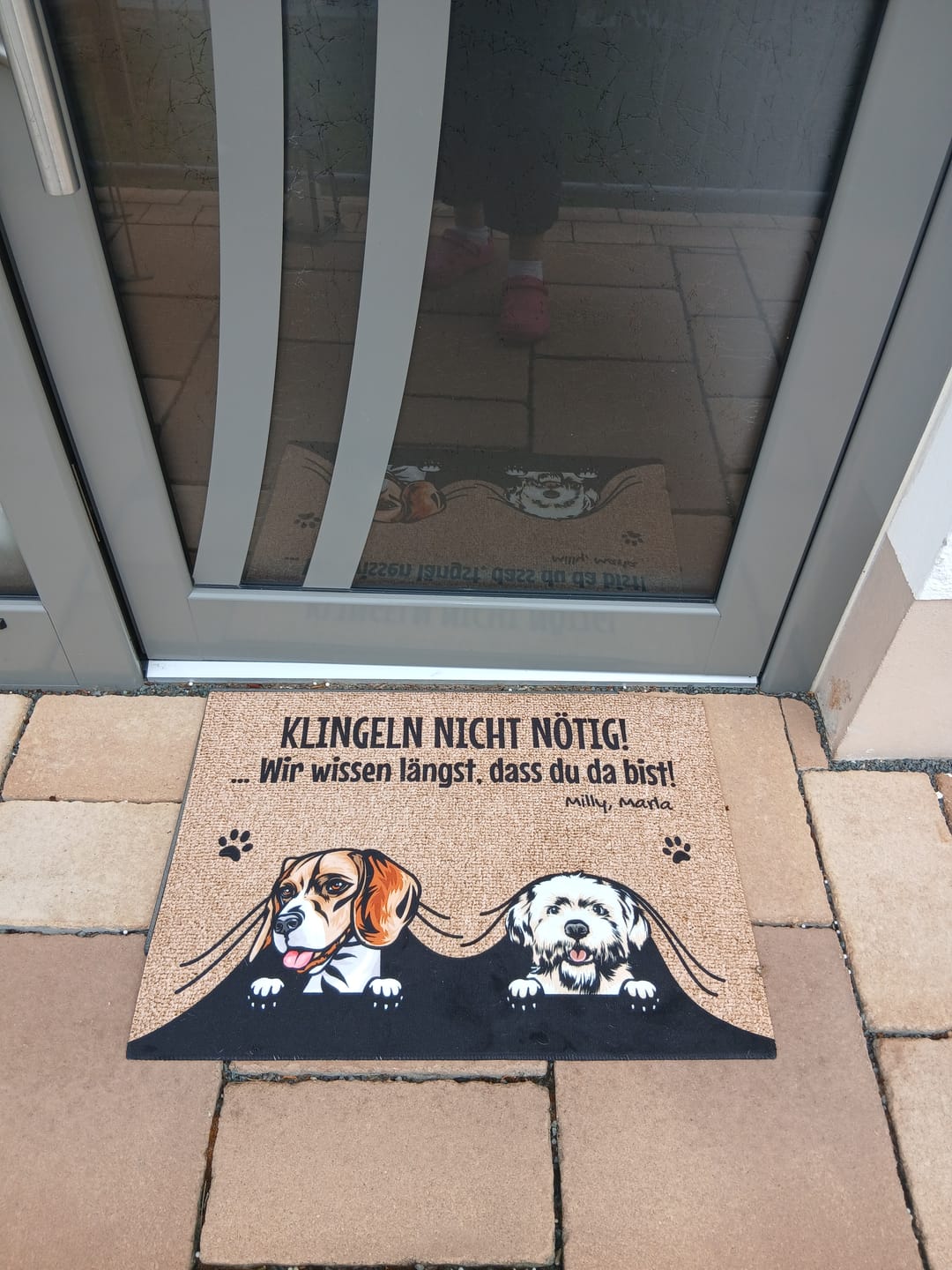 Customer photo review of Personalisierte Fußmatte - Klingeln nicht nötig