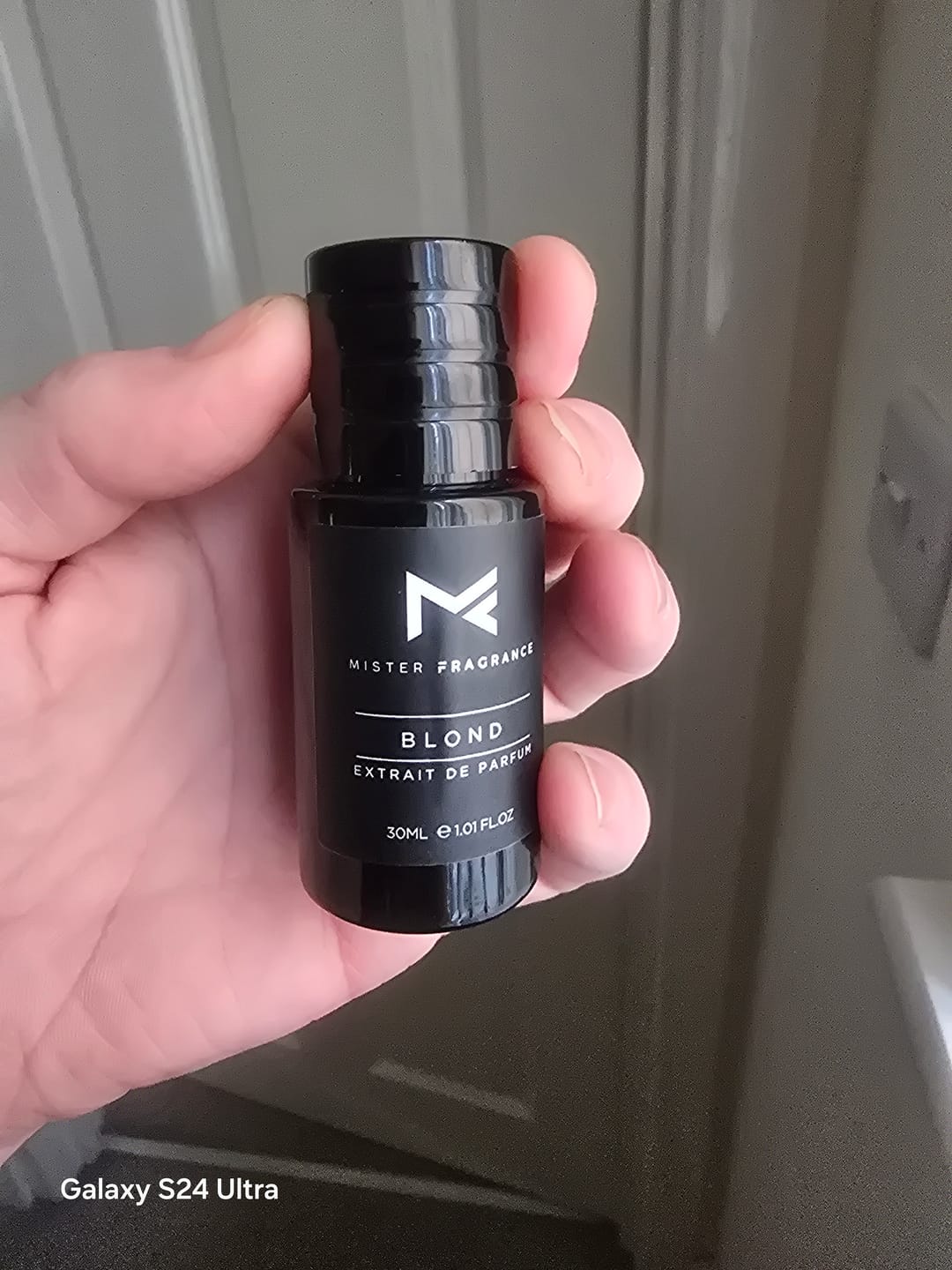 Customer photo review of Blond