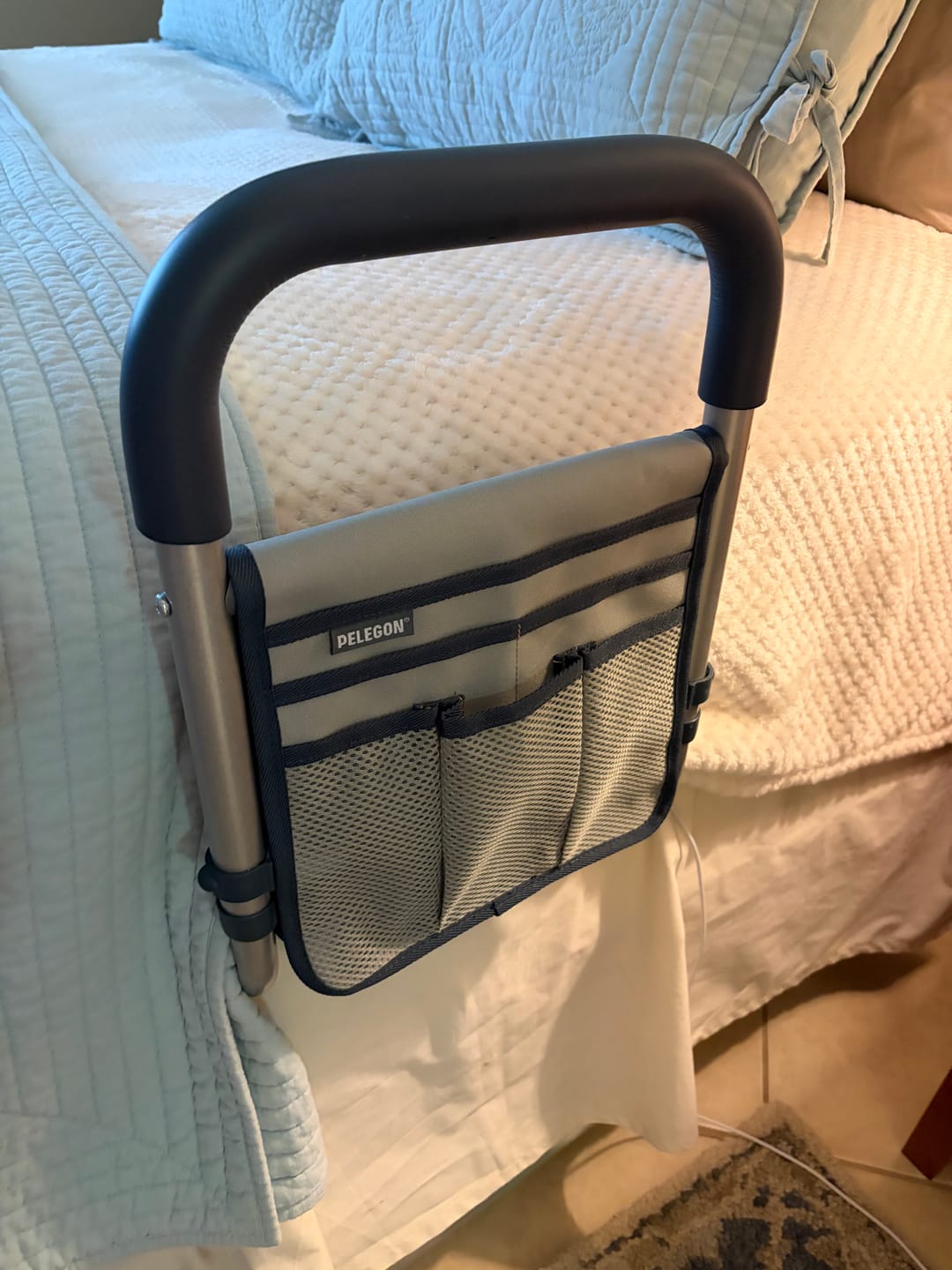 Customer photo review of Bed Rails for Elderly Adults Safety