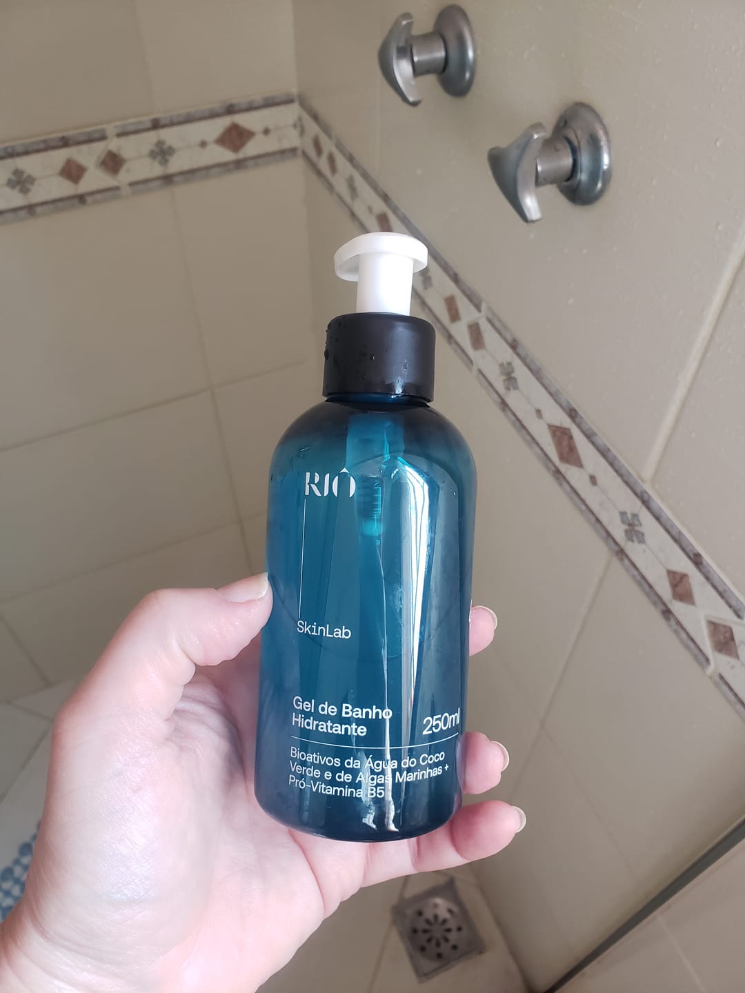 Customer photo review of Gel de Banho Hidratante