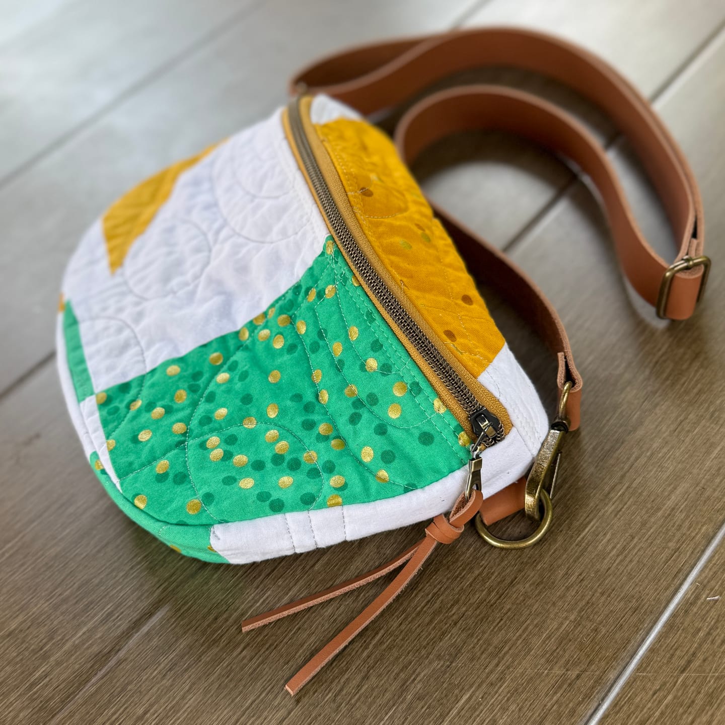Customer photo review of Colonel Mustard - #5 Bronze Nylon Coil Zipper Tape