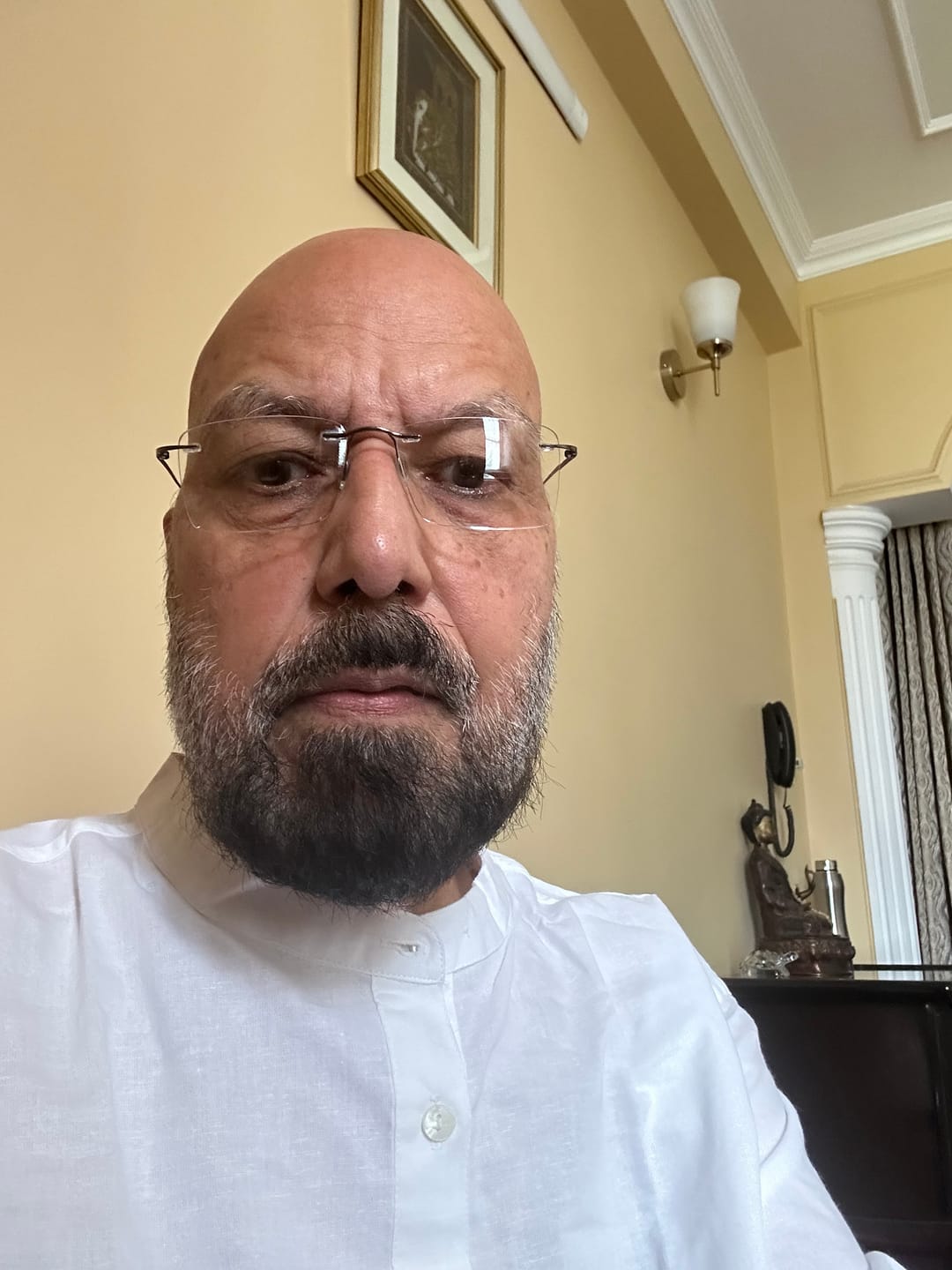 Customer photo review of Men White Airy Linen Long Kurta
