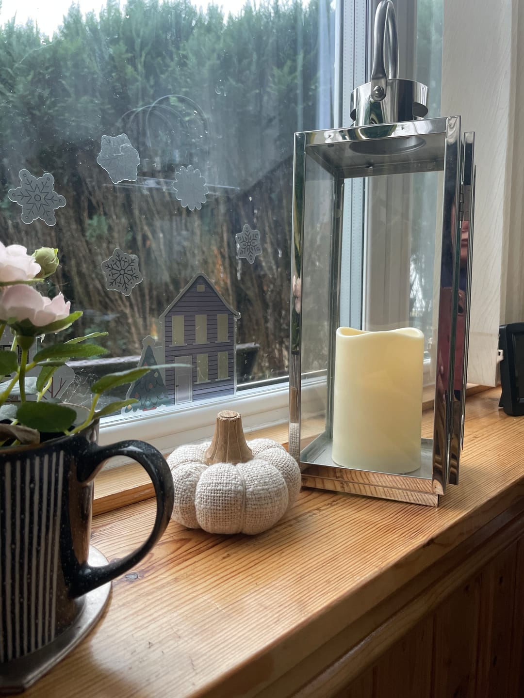 Customer photo review of Orange Pumpkins Tealight Holders Duo