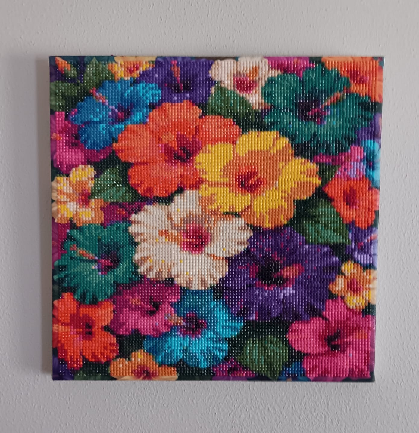 Customer photo review of Hibiscus Bloom Collage (Diamond Painting)