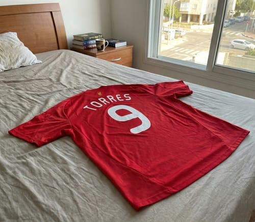 Customer photo review of Liverpool 2006-2008 Home (New) - Size M