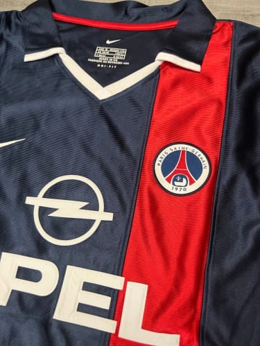 Customer photo review of PSG 2001-2002 Home (Feels Like New) - Size M