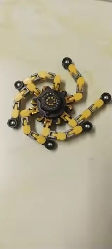 Customer photo review of Verwandlungs Fidget Spinner Kinderspielzeug | Sensorisch Stressabbau Formwandler Konzentration